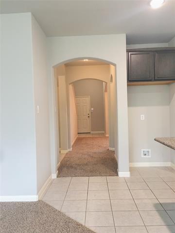 Building Photo - 9410 Smoke Tree Dr
