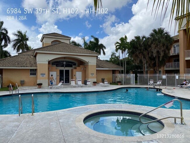 Building Photo - 6984 SW 39th St