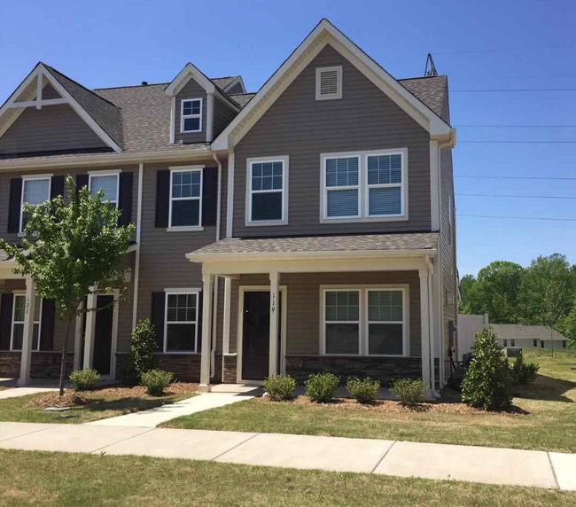 Building Photo - 119 Winifred Dr