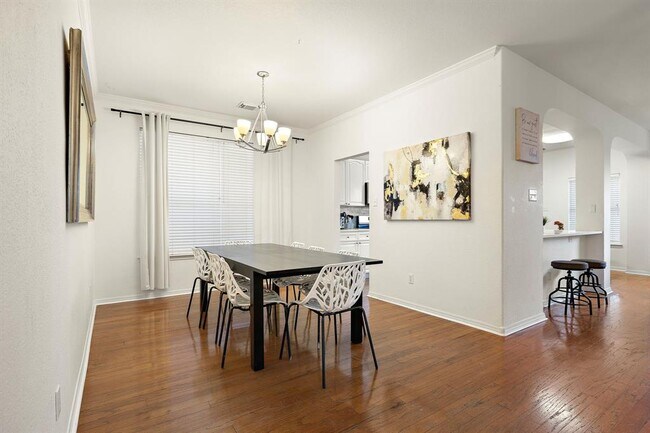 Building Photo - 13039 Scofield Farms Dr
