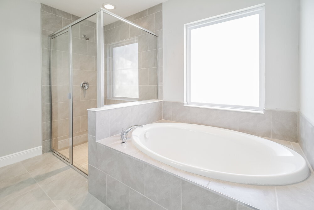 Building Photo - 8 Bradford Ct