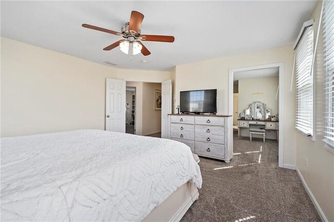 Building Photo - 8025 Jordan Ct