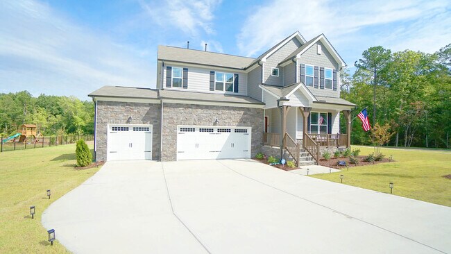 Building Photo - 329 Sparrow Rdg Dr