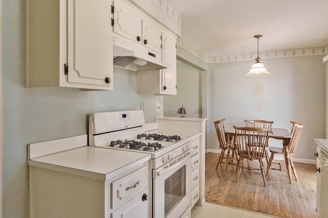 Building Photo - 4121 Crosby St