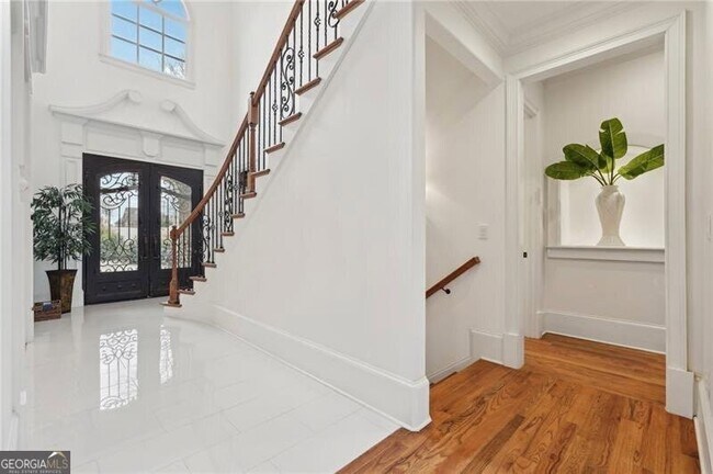 Building Photo - 343 Summer Garden Dr