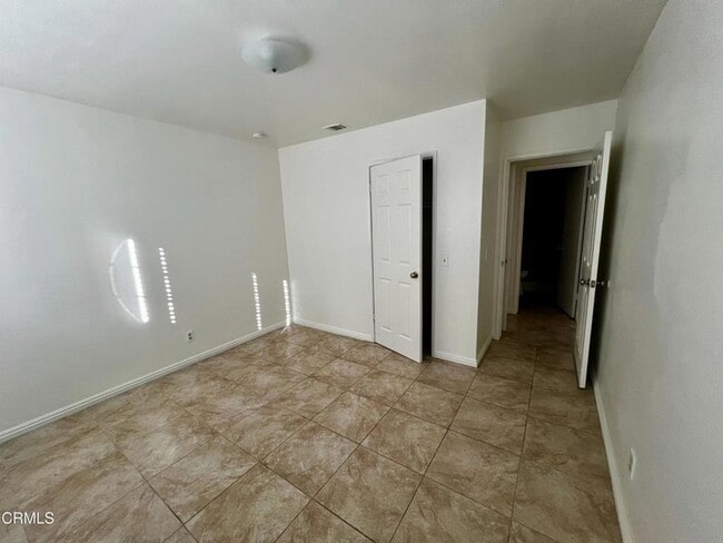 Building Photo - 2530 Geronimo Dr