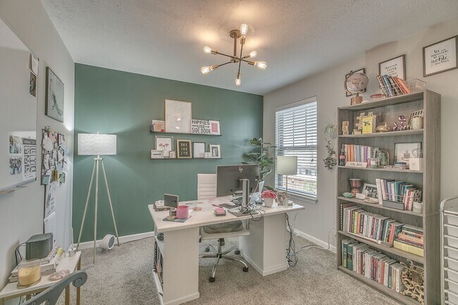 Building Photo - Lovely rental home in Murfreesboro!