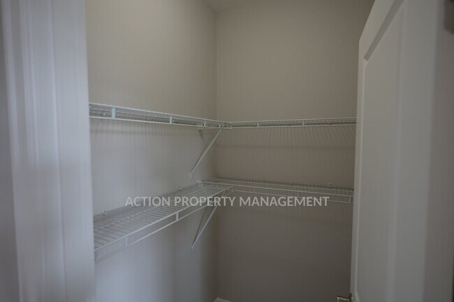 Building Photo - Beautiful 3 bed 2 bath home in Sequim