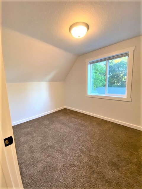 Second floor bed 3 - 6511 Cedar St