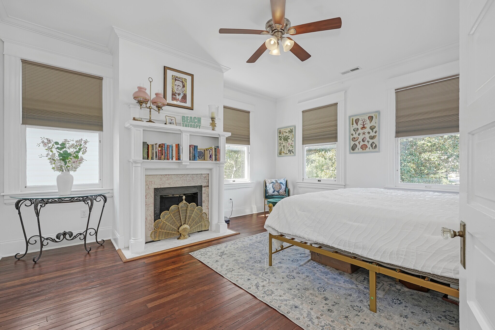 Building Photo - 312 N 5th Ave