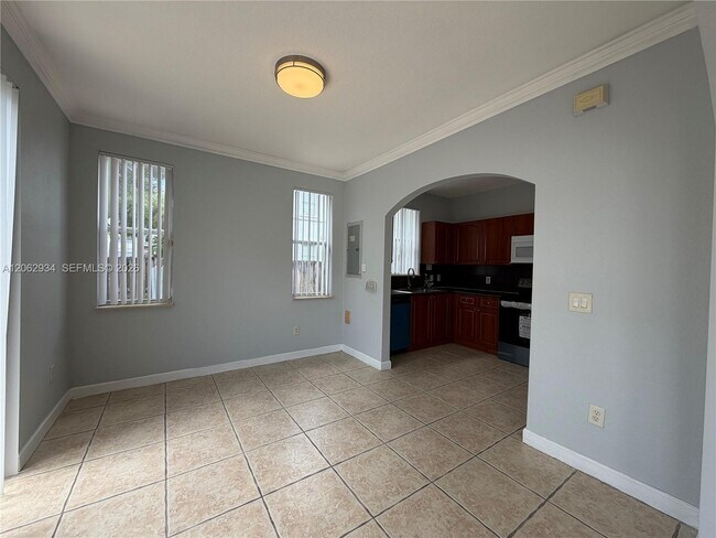 Building Photo - 4096 SW 158th Ave