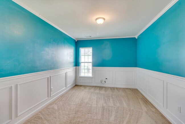 Building Photo - 47 Glenwood Ct