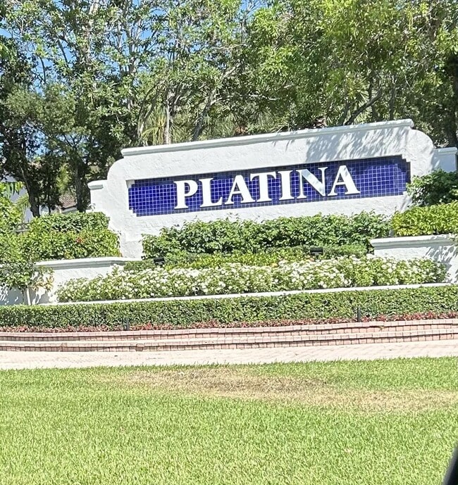 Primary Photo - 5135 Floria Dr