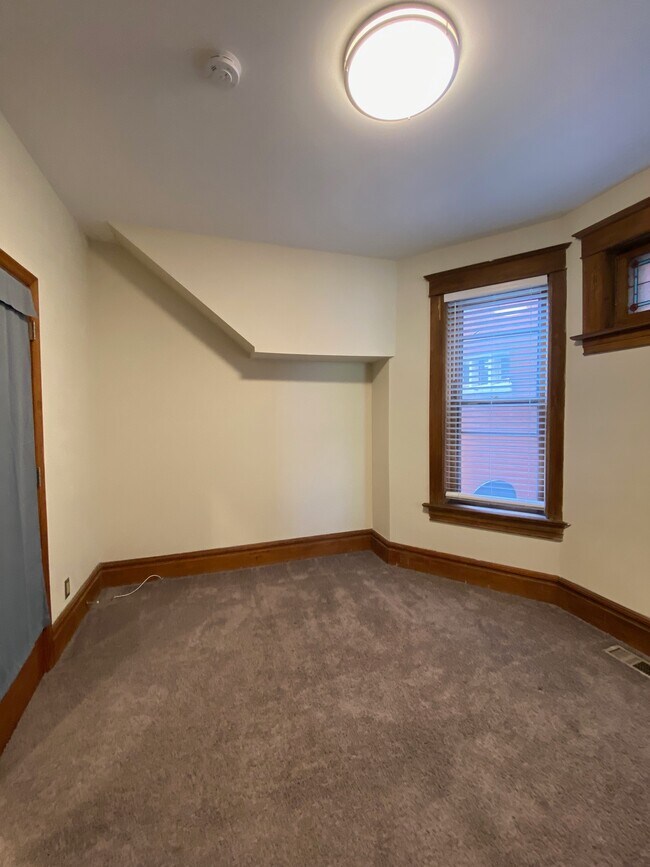 Building Photo - 6019 McPherson Ave