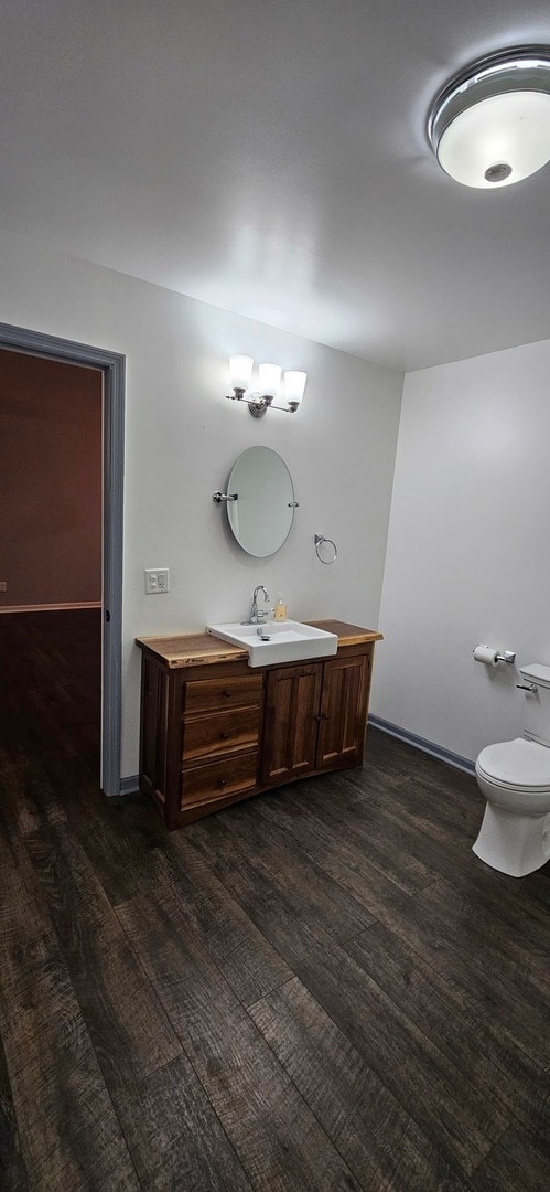 Building Photo - 104 N Main St