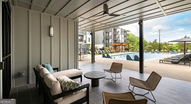 Building Photo - 6000 Ava Ave