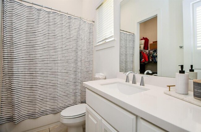 Building Photo - 4415 Sage Glen Ln