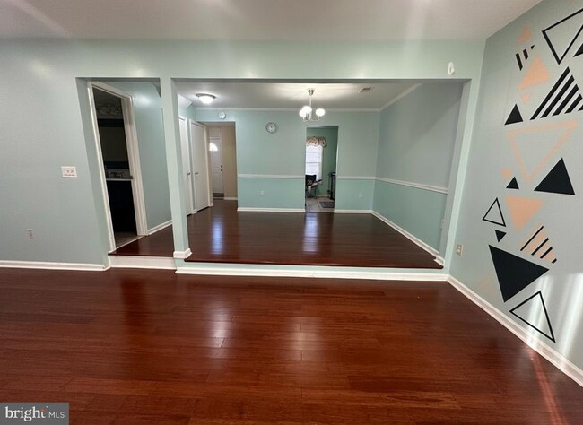 Building Photo - 8956 Milroy Ct