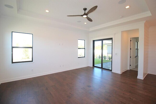 Building Photo - 20 Del Palma Dr