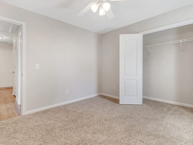 Building Photo - 4 Bed/2 Bathroom Home in Richmond Place