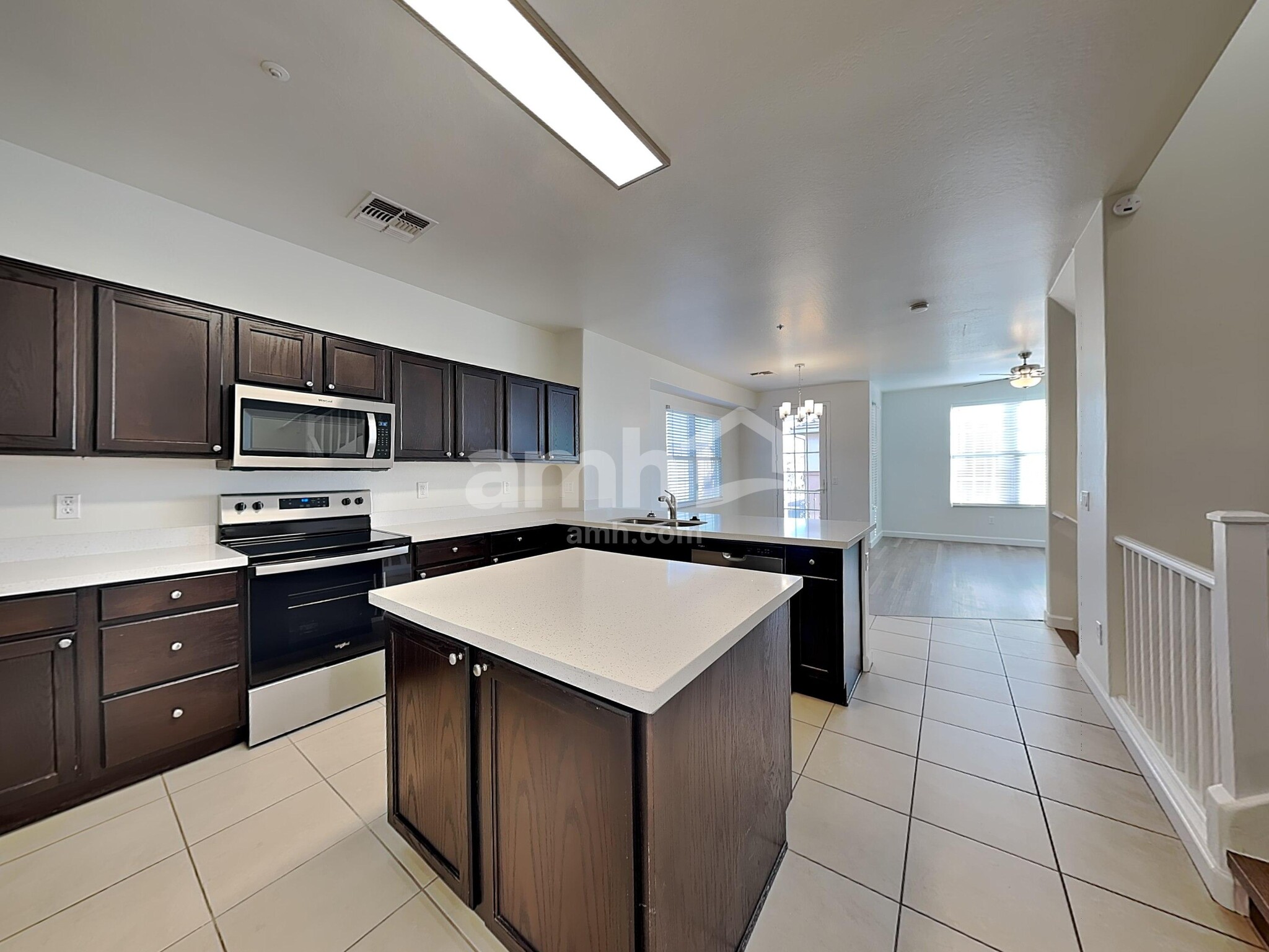 Building Photo - 881 S Storment Ln