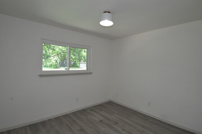 Building Photo - Great single level home in Anderson Mill. ...