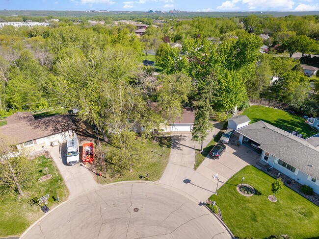 Cul de sac - 3937 Pumice Ct