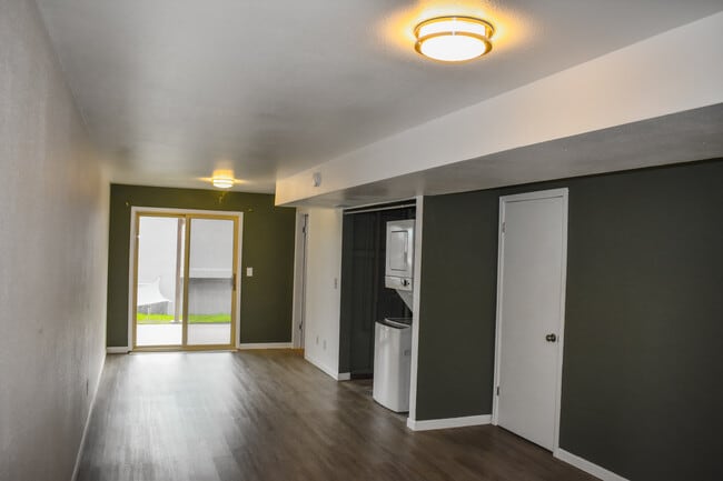Building Photo - 1426 Territory Trail