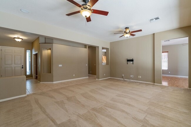 Building Photo - 3423 E Page Ave