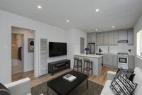 Building Photo - 4136 Grandview