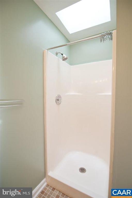 Building Photo - 1566 Garden Ct