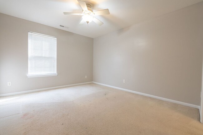 Building Photo - 4022 Holston Ct