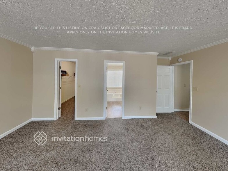 Building Photo - 921 David Dr