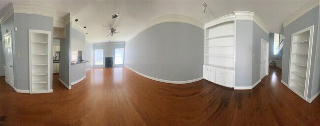 Building Photo - 5515 Strack Rd