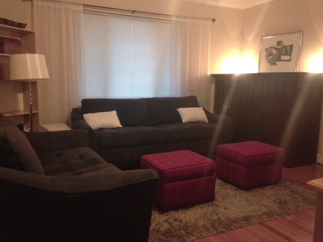 Building Photo - 317 3rd St NE