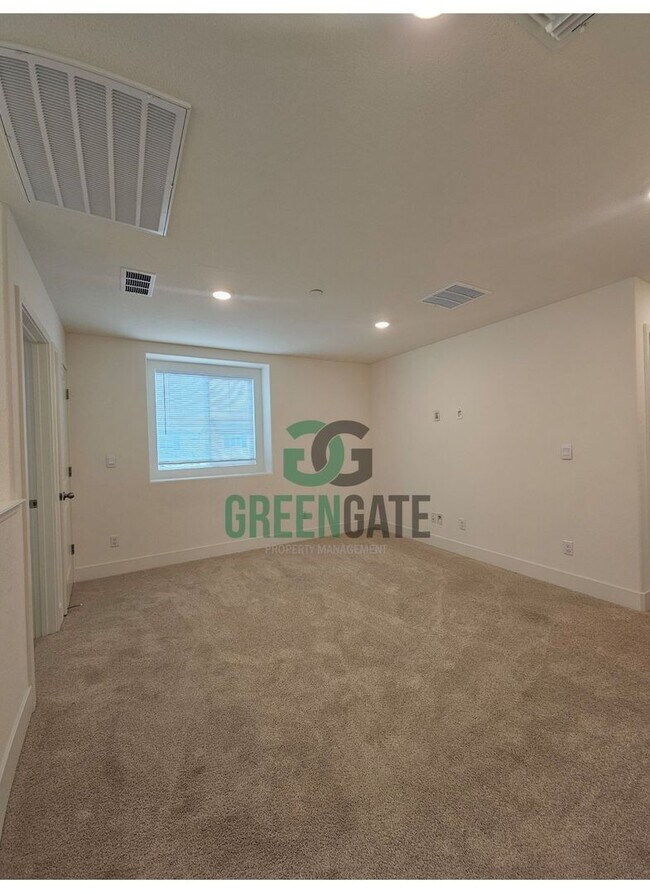 Building Photo - 3 Bedroom 2.5 Bath New Build in Lathrop! AVAILABLE NOW!!