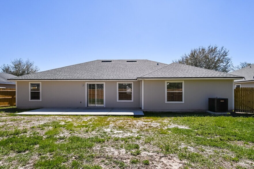 Building Photo - 2828 Ravine Hill Dr