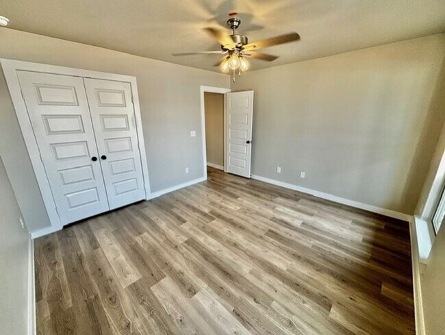 Building Photo - 3 bed 2 bath New Construction Home Available Now