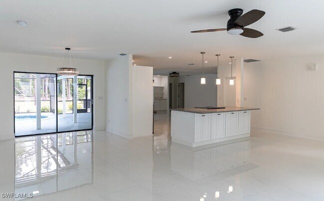 Building Photo - 5588 Wendy Ln