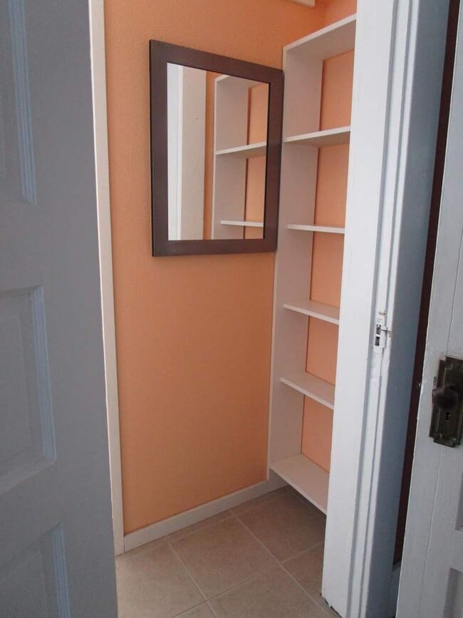 Building Photo - 2 Bedroom, 2 Bathroom Home North Proctor i...