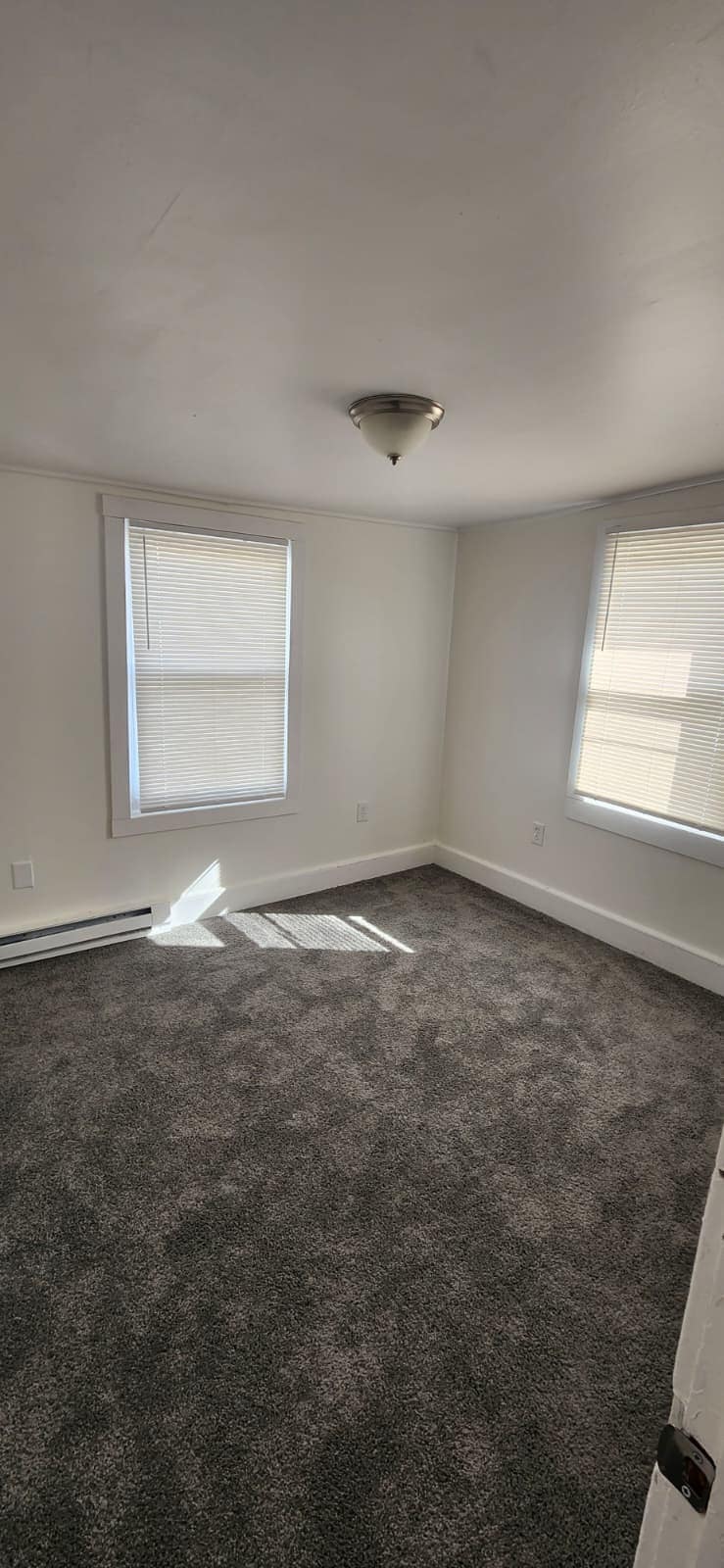 Building Photo - 197 Roosevelt St