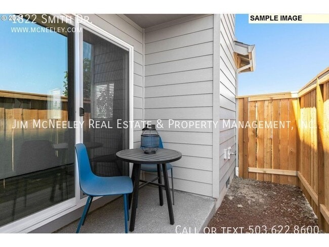 Building Photo - 1822 Smith Dr