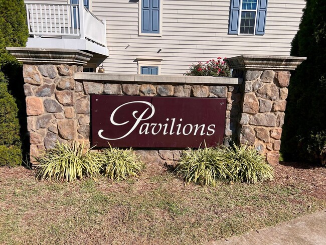 Building Photo - 357 Rolkin Rd