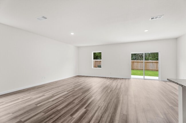 Building Photo - 31139 Gayle Prairie Oaks St