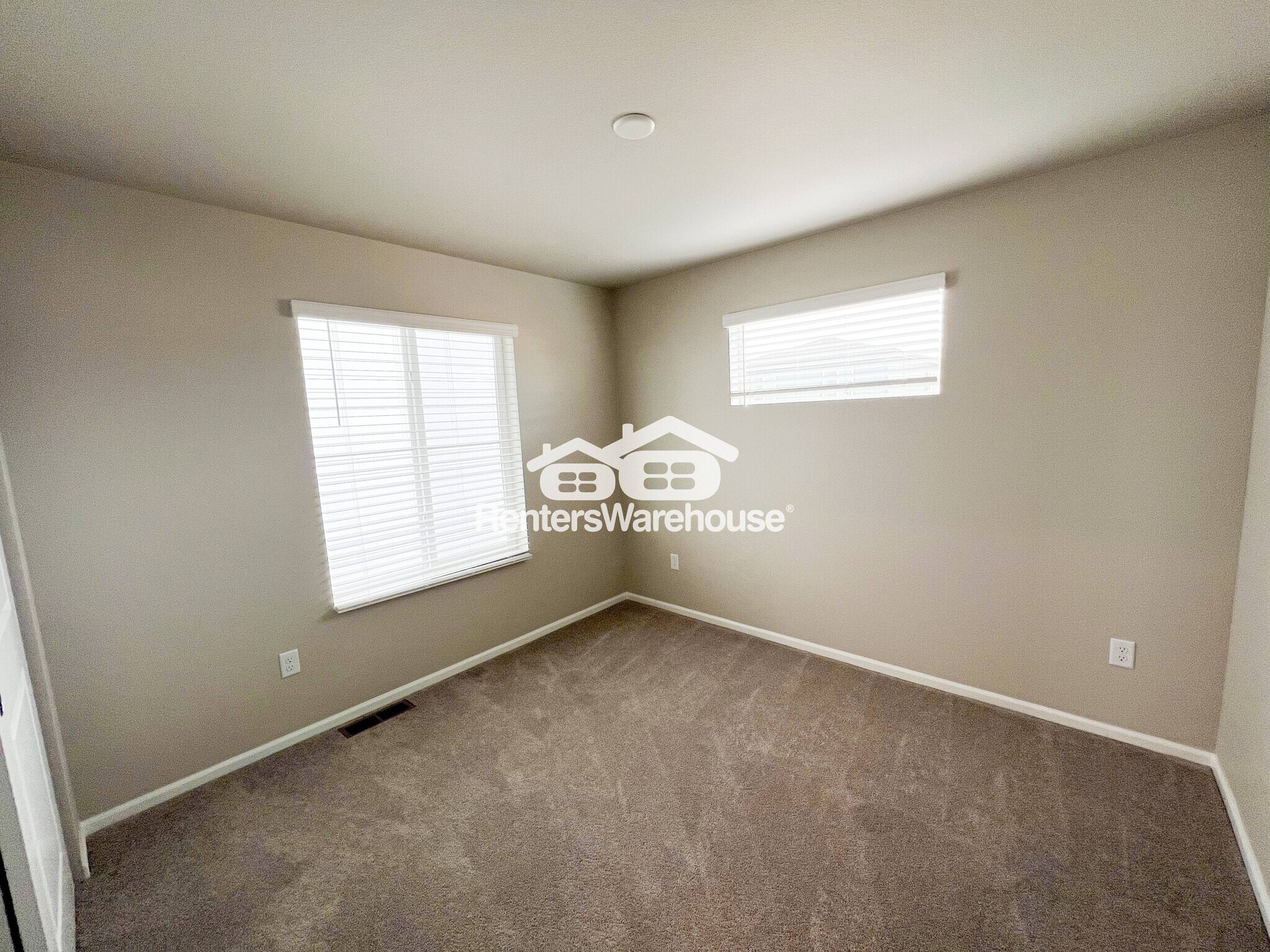 Building Photo - 8826 Yellowcress St