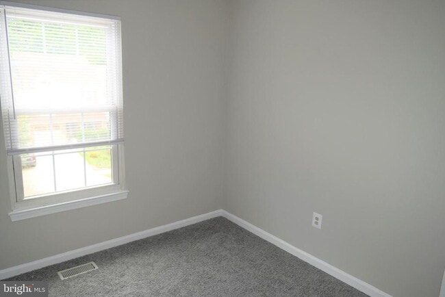 Building Photo - 14251 Oxford Dr