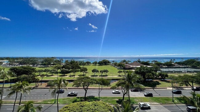 Building Photo - 2-BED/2-BATH AVAILABLE 09/30/2025 in NAURU...