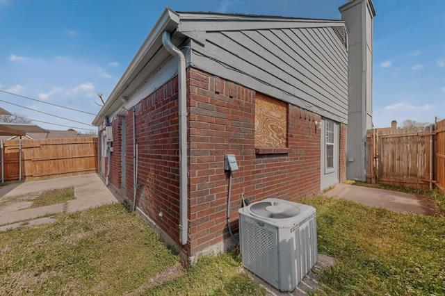 Building Photo - 926 Binbrook Dr