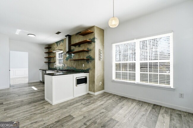 Building Photo - 1582 Ewing Farm Dr