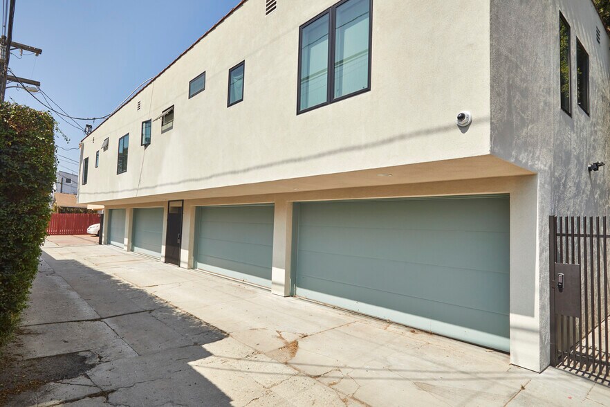 Building Photo - 640 Santa Clara Ave